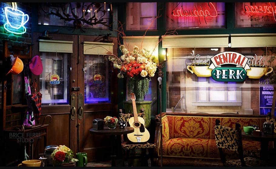 central perk real friends tricurioso