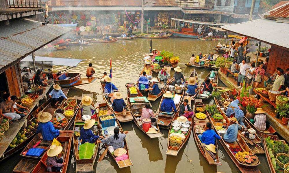 conheca os mercados flutuantes do sudeste asiatico