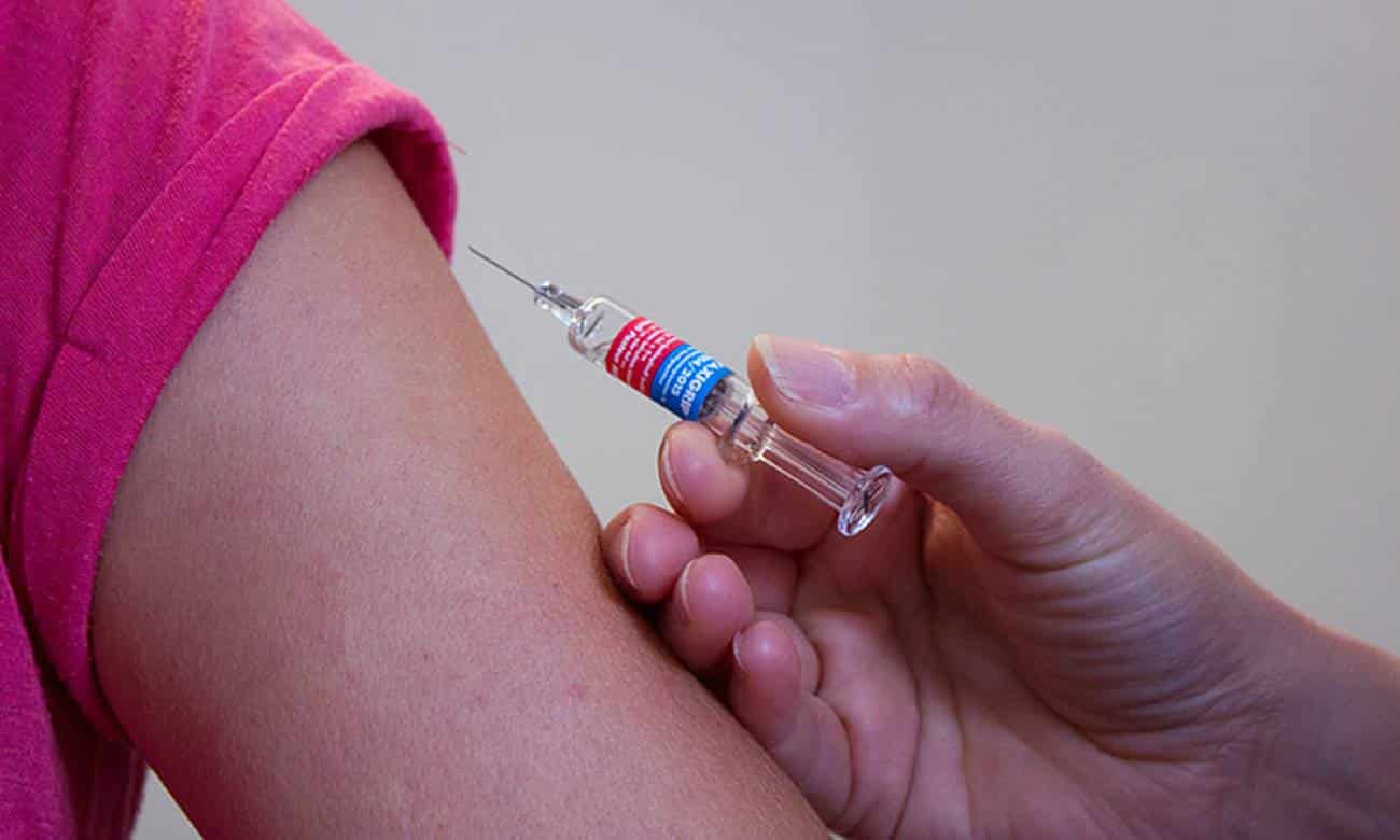 do que sao feitas as vacinas