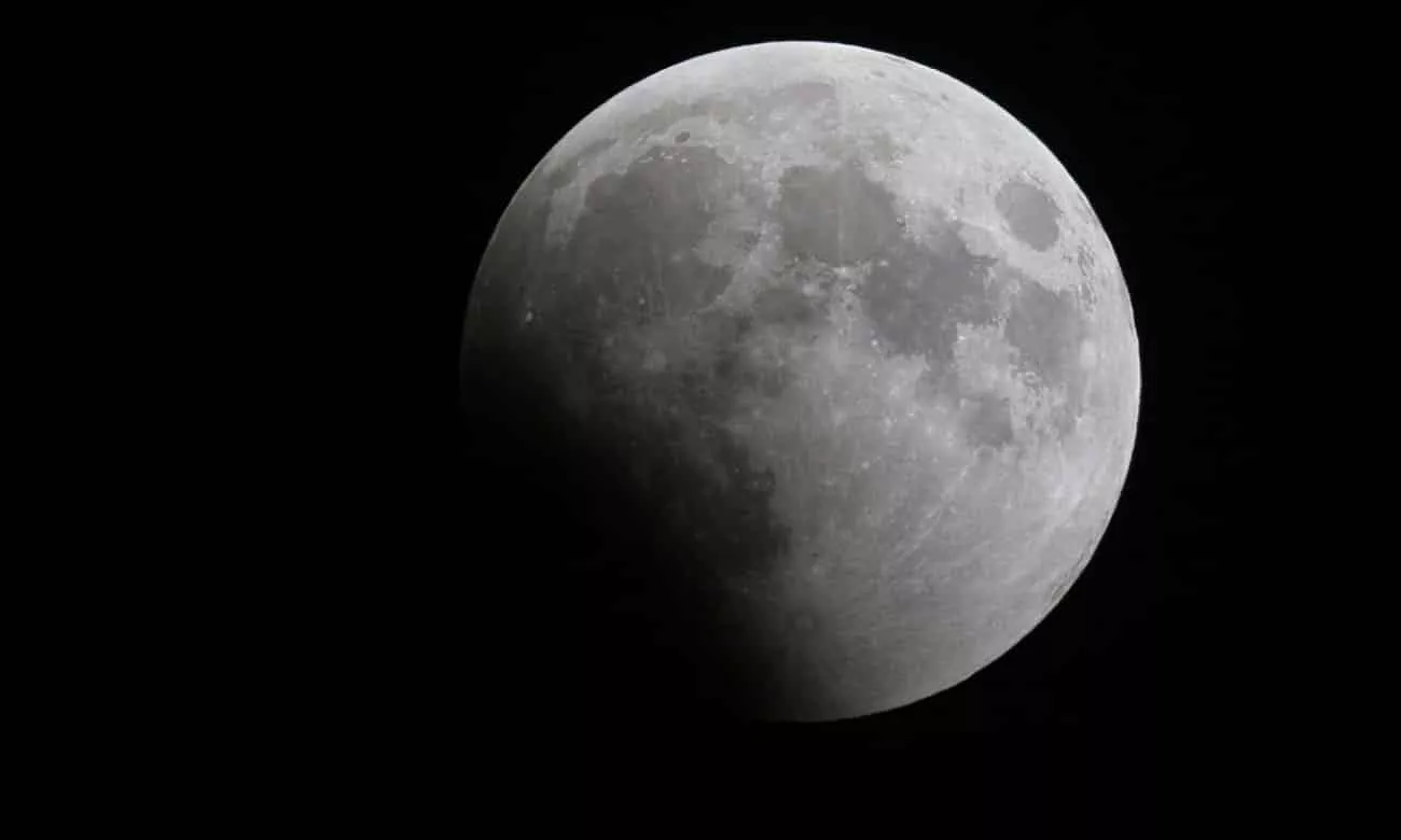 lua de morango saiba tudo sobre o eclipse de hoje tricurioso 1 1
